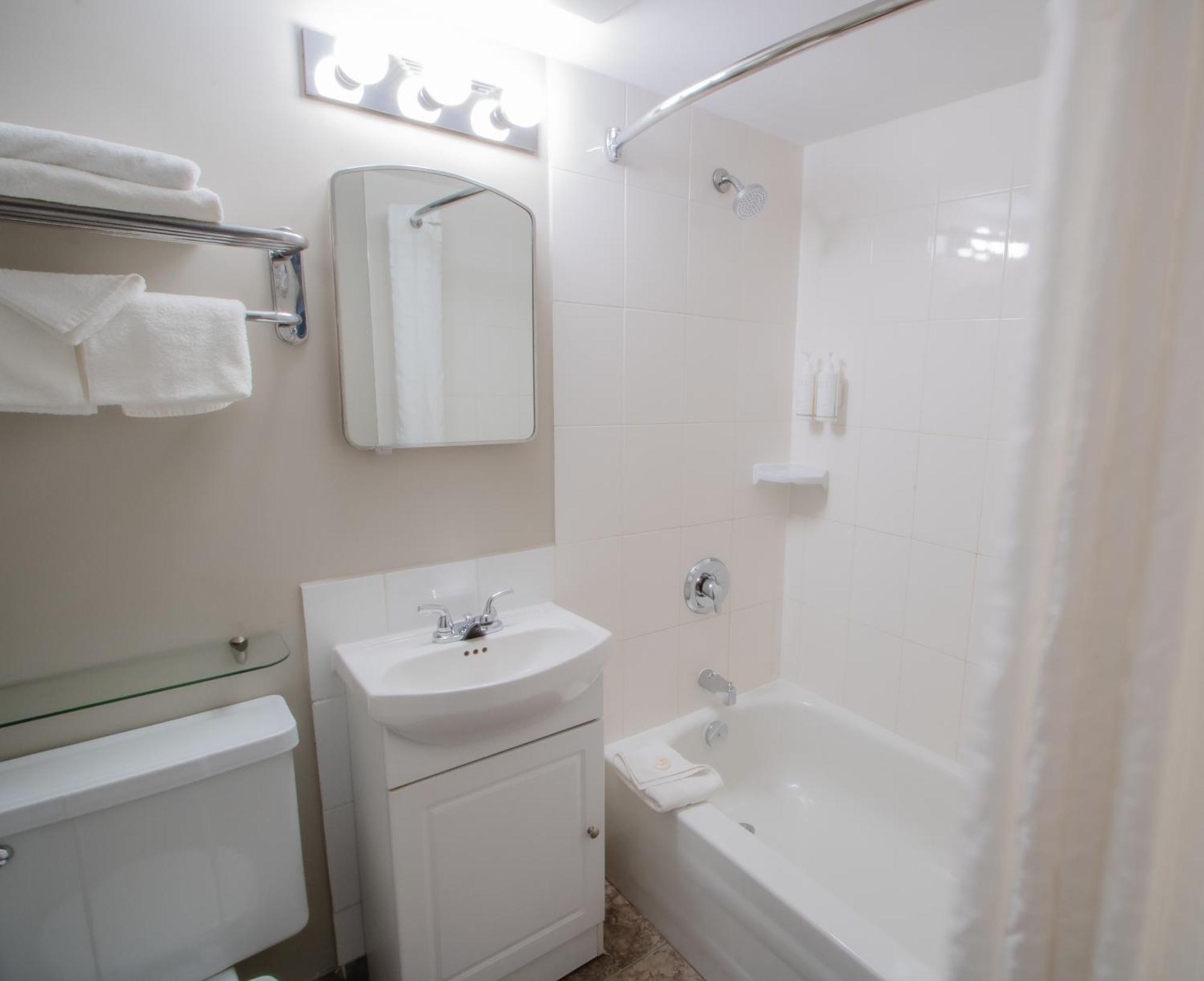 Scott'S Inn & Suites Kamloops Kültér fotó